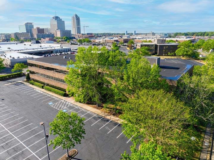 4456 Corporation Ln, Virginia Beach, VA à louer - Photo de l’immeuble – Image 2 sur 2