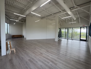 4455 N Braeswood Blvd, Houston, TX à louer Photo intérieure– Image 2 sur 7