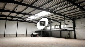 Plus de détails pour Bureau, Local d'activités à louer