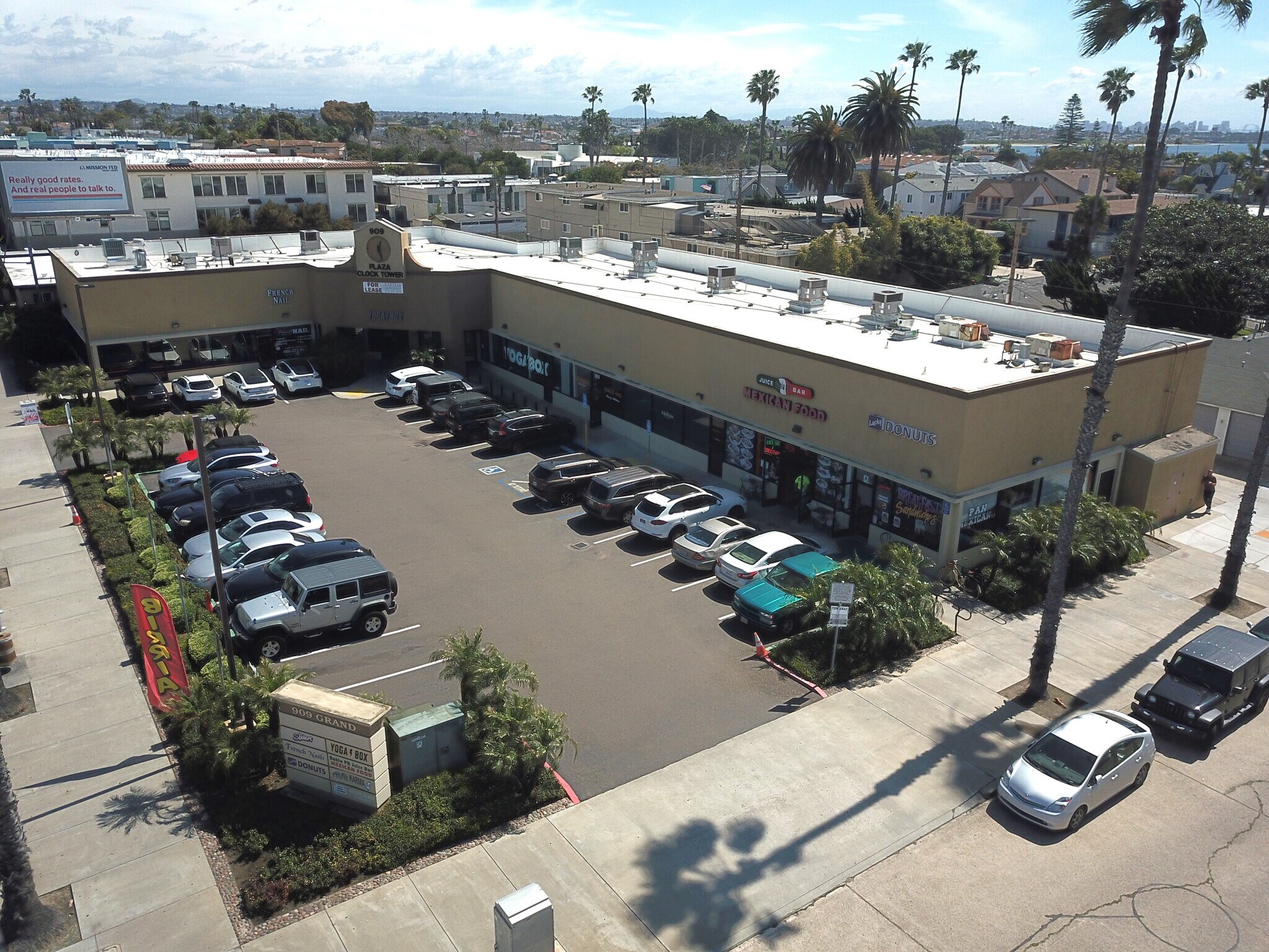 909 Grand Ave, San Diego, CA à louer Photo de l’immeuble– Image 1 sur 13