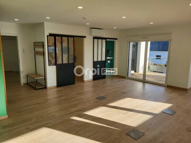 Bureau dans Colmar à louer - Photo de l’immeuble – Image 2 sur 14