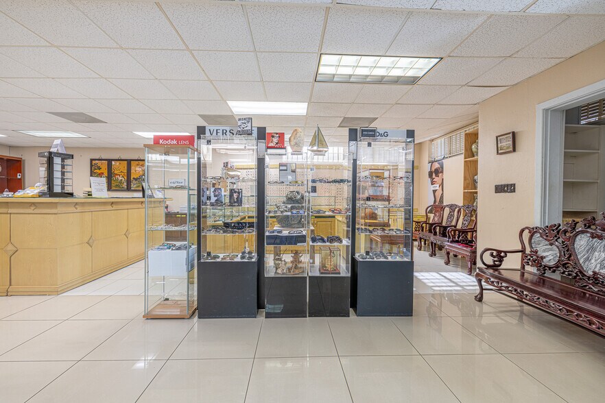 3221 Fannin St, Houston, TX à louer - Hall d’entrée – Image 3 sur 22