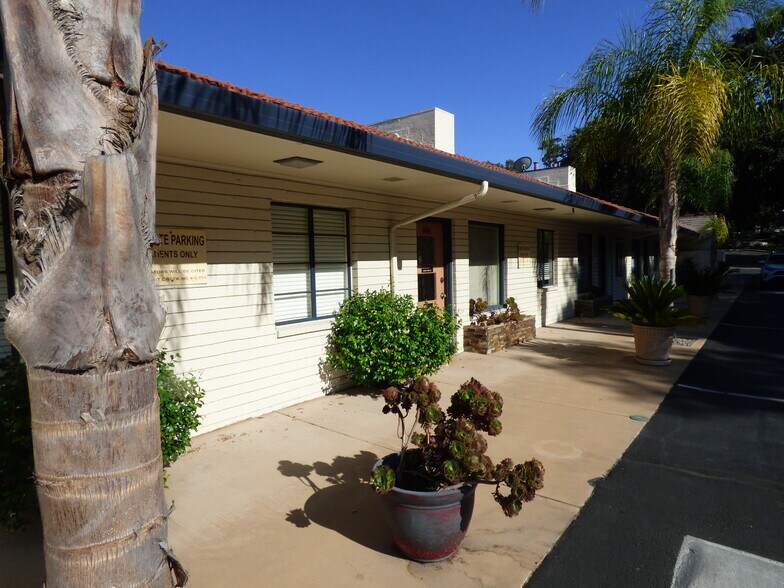 1402-1414 Maria Ln, Walnut Creek, CA à vendre - Photo de l’immeuble – Image 1 sur 22