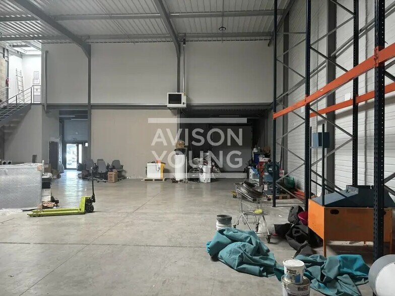 Local d’activités dans Aulnay-sous-Bois à louer - Photo intérieure – Image 3 sur 5
