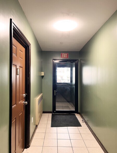 3144 Hull Ave, Bronx, NY à vendre - Photo de l’immeuble – Image 2 sur 10