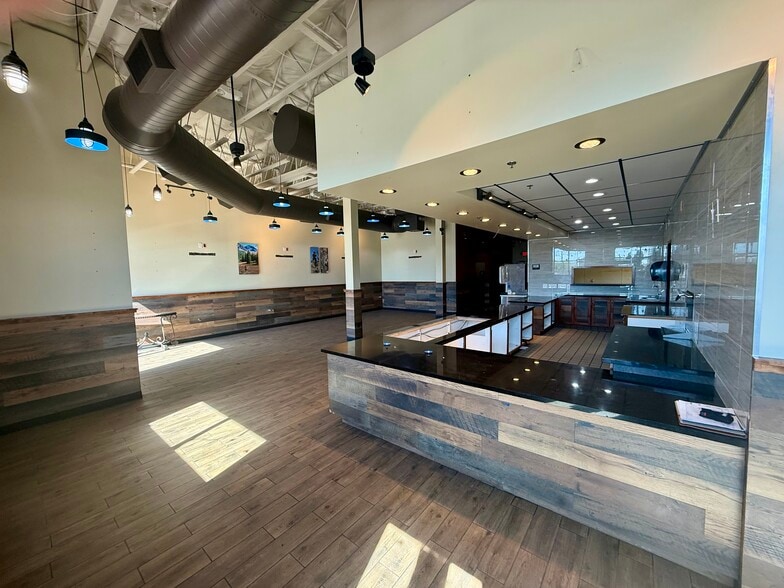 1729-1739 N Broadway, Santa Maria, CA à louer - Photo intérieure – Image 3 sur 6