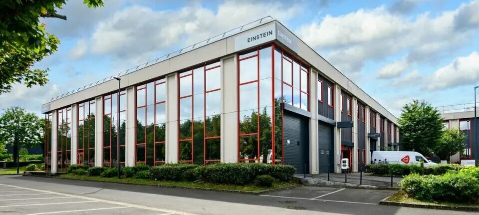 Local d’activités dans Antony à louer - Photo de l’immeuble – Image 2 sur 4