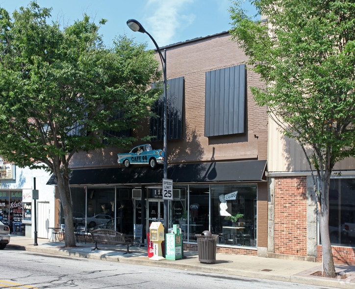 128 S Scales St, Reidsville, NC à vendre - Photo principale – Image 1 sur 23