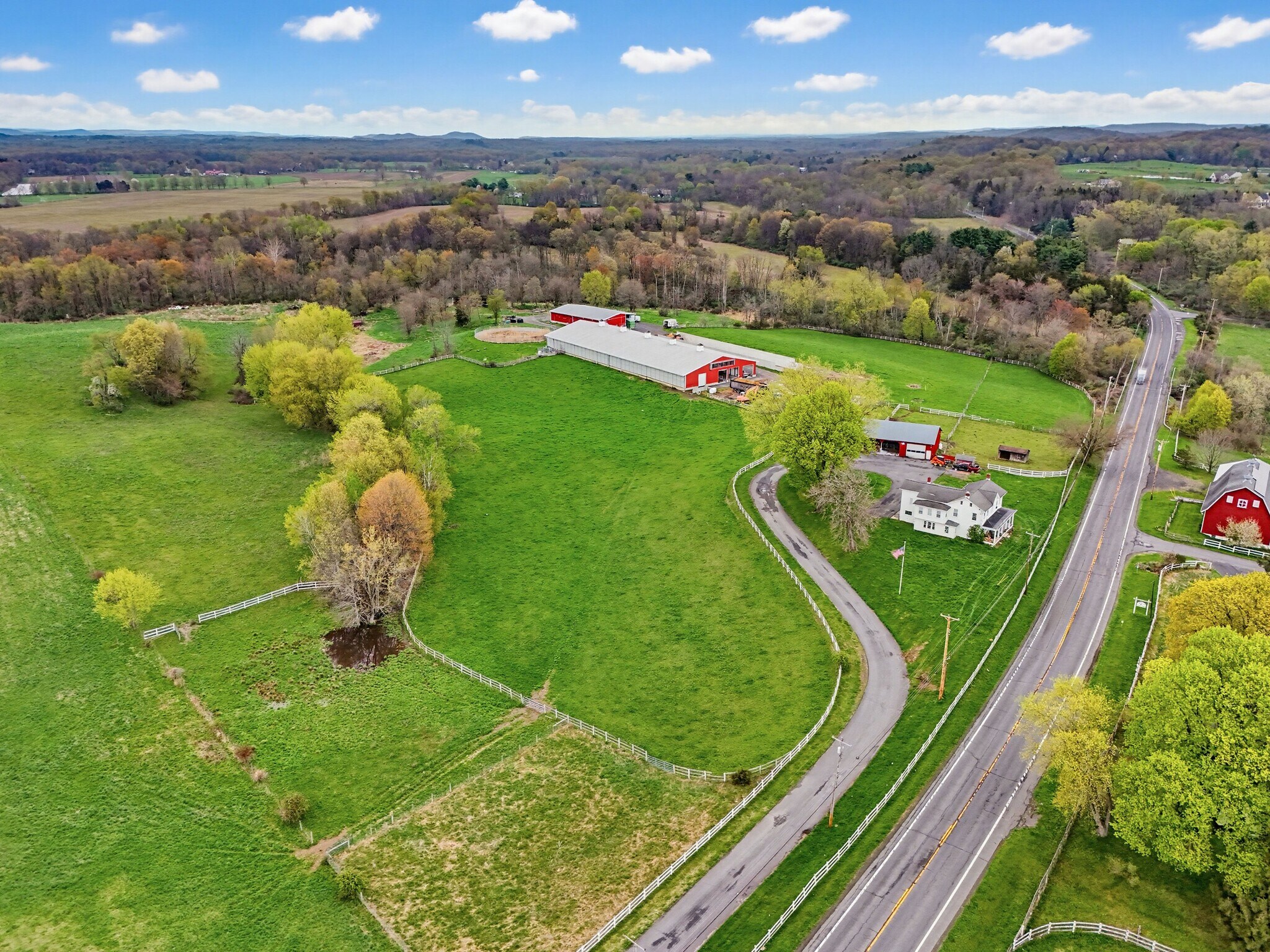 7775 Albany Post Rd, Red Hook, NY à vendre Photo principale– Image 1 sur 20