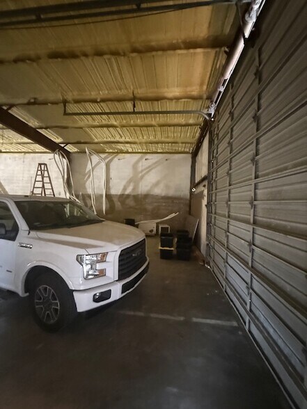 5819 S Owasso Ave, Tulsa, OK à louer - Photo de l’immeuble – Image 3 sur 14