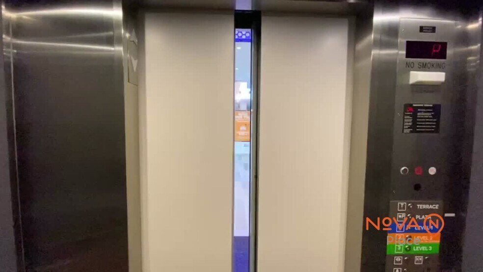 100 S Commons, Pittsburgh, PA à louer - Vidéo sur l’annonce professionnelle – Image 2 sur 25