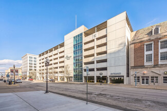 Plus de détails pour 211 Fulton St, Peoria, IL - Bureau à vendre