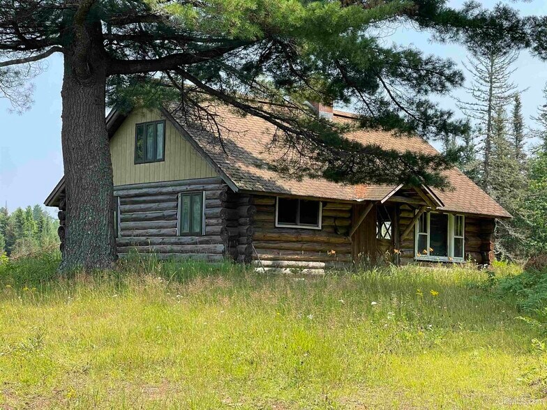 26497 US-41, Covington, MI à vendre - Photo principale – Image 1 sur 31