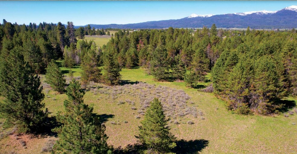 E. Prospector, Cascade, ID à vendre - Photo de l’immeuble – Image 3 sur 6