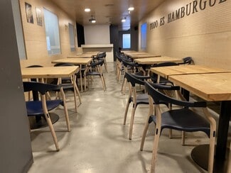 Plus de détails pour Local commercial à louer