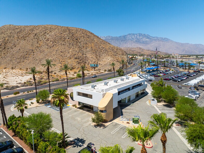 69550 US Highway 111, Rancho Mirage, CA à louer - Photo de l’immeuble – Image 2 sur 12