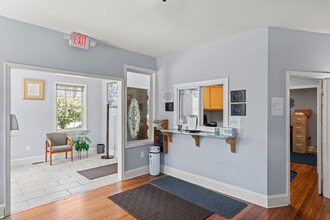 412 Cambridge St, Fredericksburg, VA à louer Photo intérieure– Image 2 sur 14