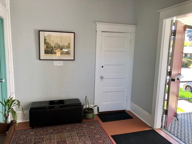 7809 NE Everett St, Portland, OR à vendre - Photo de l’immeuble – Image 2 sur 52