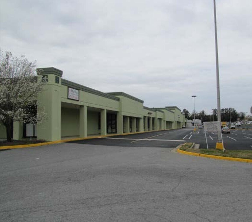 3750 Bloomfield Village Dr, Macon-Bibb, GA à louer Photo principale– Image 1 sur 2
