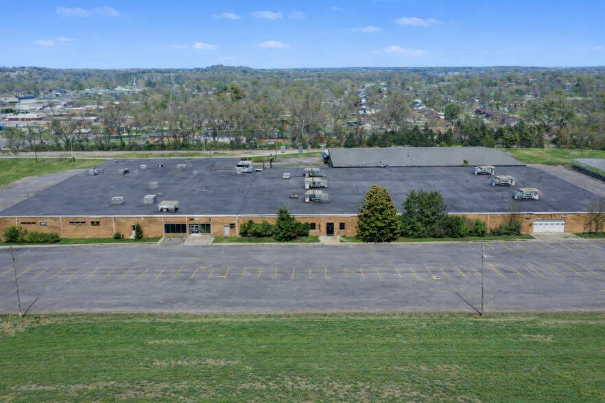 1121 Skyline Dr, Hopkinsville, KY à louer - Photo principale – Image 1 sur 17