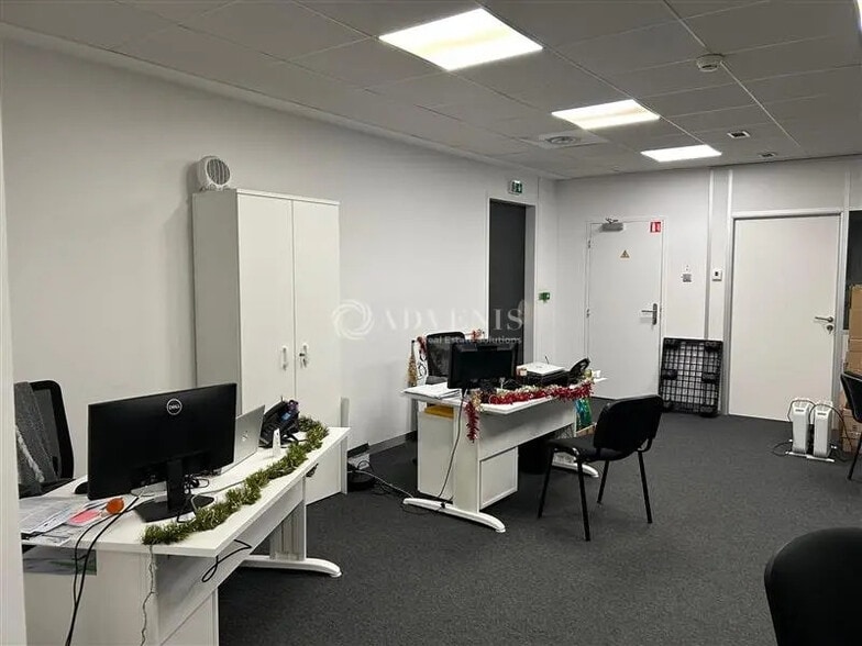 Bureau dans Tours à louer - Photo de l’immeuble – Image 1 sur 5
