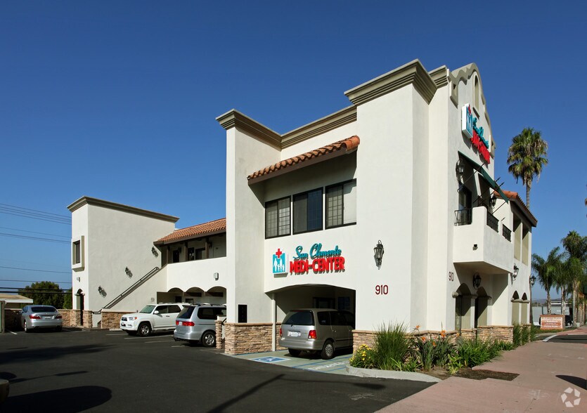 910 S El Camino Real, San Clemente, CA à louer - Photo principale – Image 1 sur 13