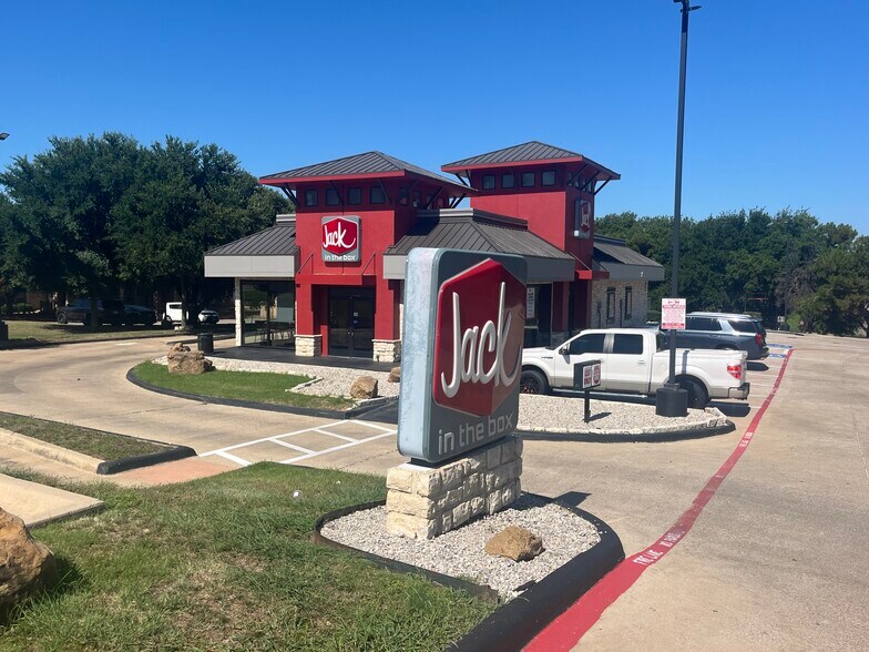 14100 Trinity Blvd, Fort Worth, TX à vendre - Photo de l’immeuble – Image 2 sur 2