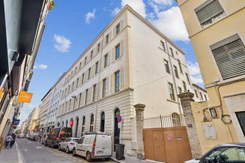 27 Rue Auguste Comte, Lyon à louer Photo de l’immeuble– Image 1 sur 19
