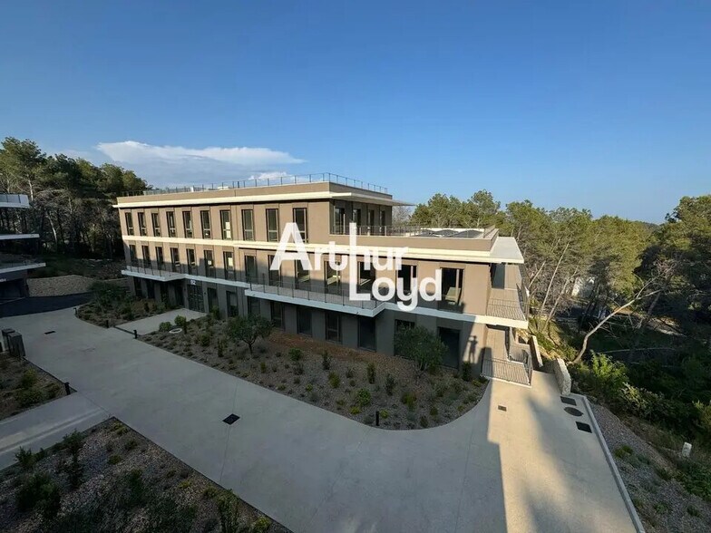 511 Rue Ludwig Van Beethoven, Valbonne à louer - Photo de l’immeuble – Image 1 sur 19
