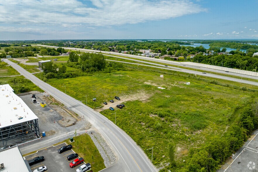 Avenue Pierre-Dansereau, Salaberry-de-valleyfield, QC à louer - Aérien – Image 3 sur 3