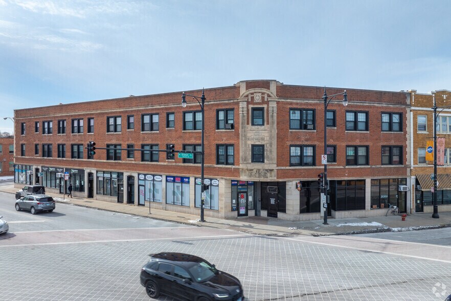 4312 N Pulaski Rd, Chicago, IL à louer - Photo principale – Image 1 sur 10