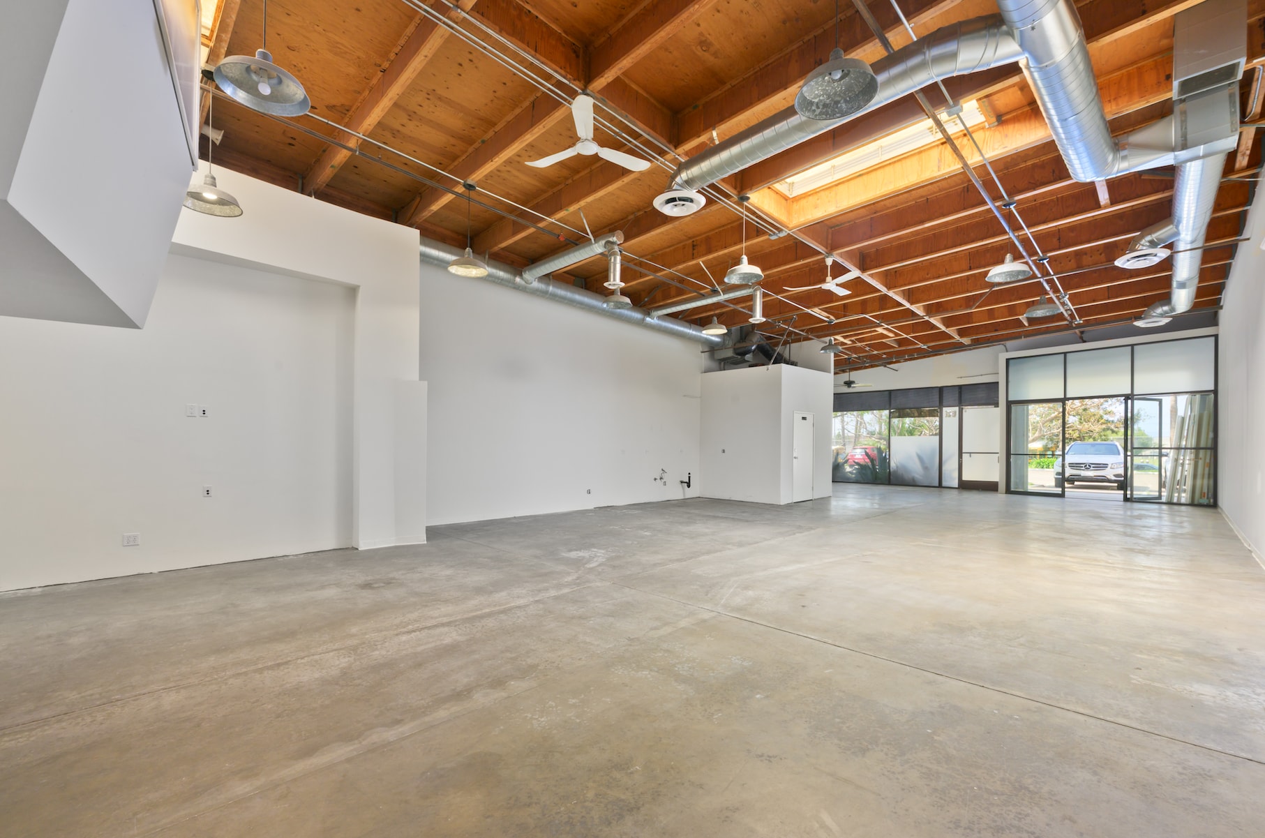 1631-1645 16th St, Santa Monica, CA à louer Photo de l’immeuble– Image 1 sur 3