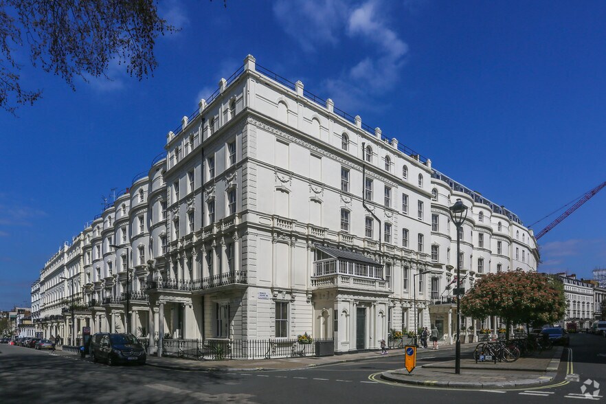 42 Princes Sq, Londres à vendre - Photo de l’immeuble – Image 2 sur 16