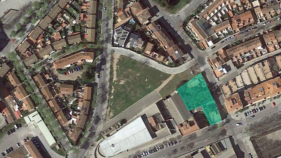 Sector 8 Renfe - La Bòvila portefeuille de 2 biens à vendre sur LoopNet.fr - Photo de l’immeuble – Image 2 sur 6