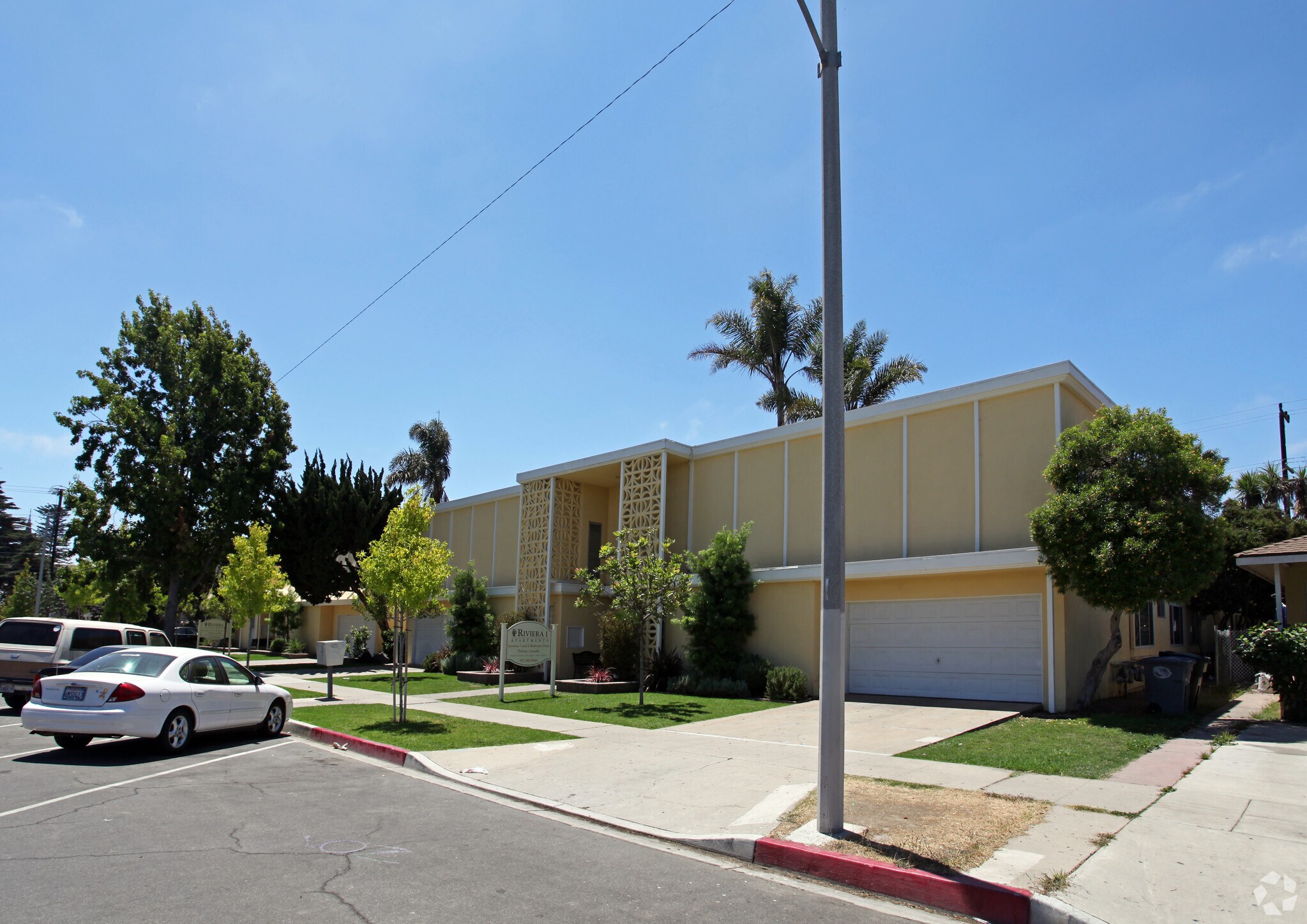 123-133 S E St, Oxnard, CA à vendre Photo principale– Image 1 sur 5