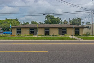 119 W Plymouth Ave, Deland, FL à louer Photo de l’immeuble– Image 2 sur 20