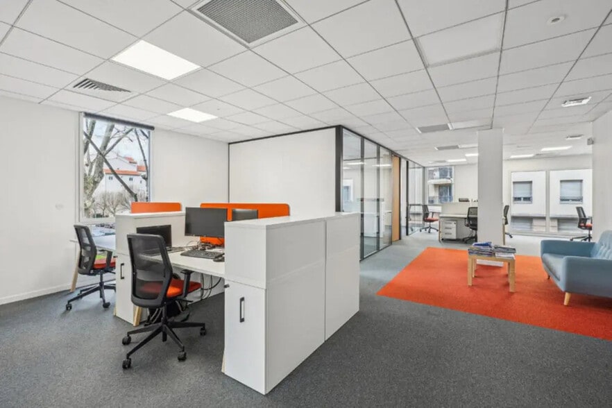 15-25 Rue Edouard Aynard, Villeurbanne à louer - Photo de l’immeuble – Image 3 sur 13