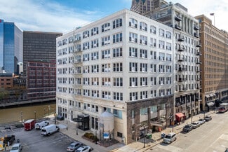 Plus de détails pour 740 N Plankinton Ave, Milwaukee, WI - Local commercial à louer