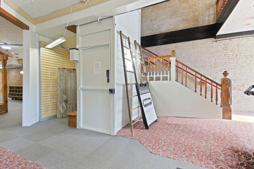 105 Coal st, Mexico, MO à vendre - Photo de l’immeuble – Image 3 sur 110