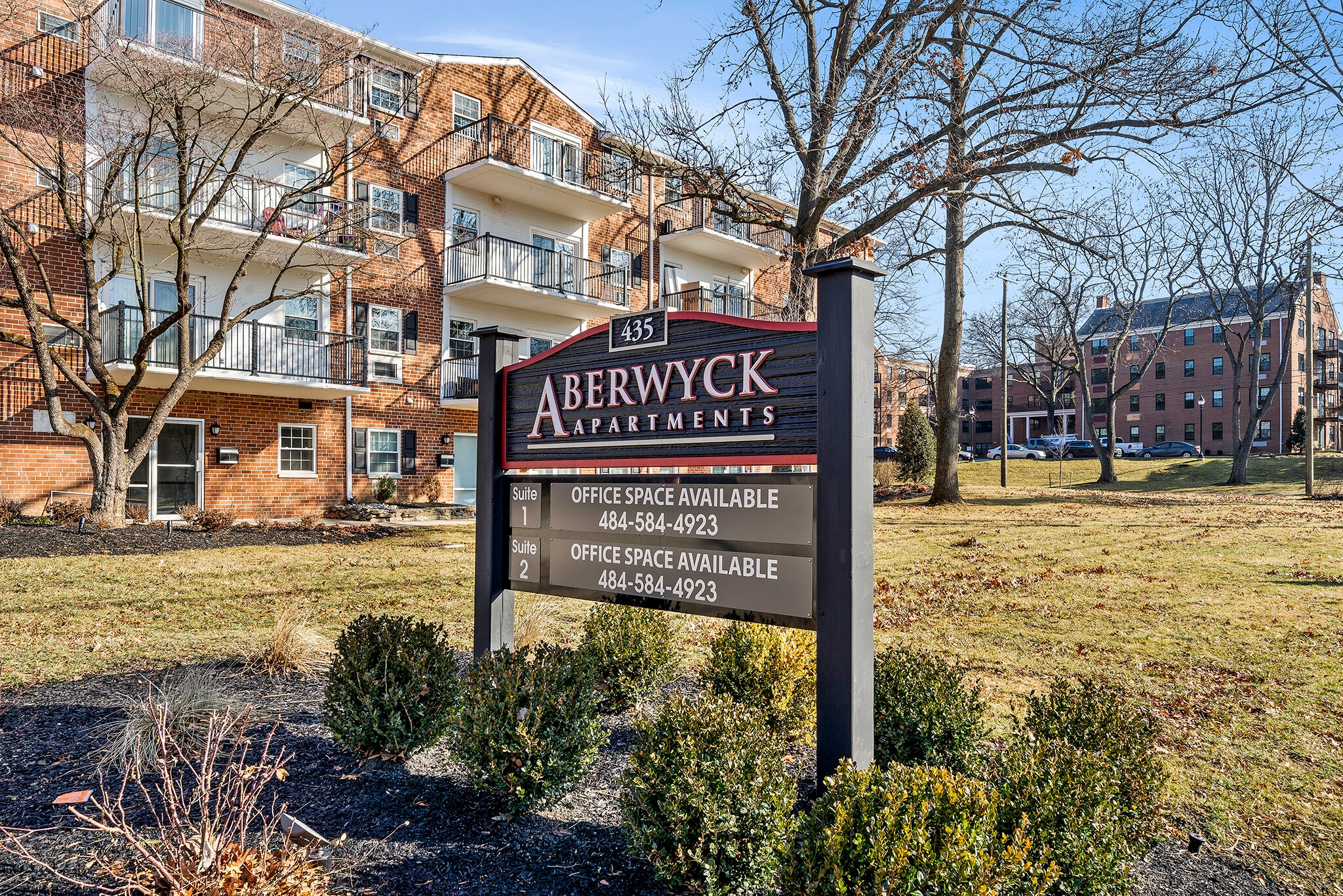 435 E Lancaster Ave, Wayne, PA à louer Photo de l’immeuble– Image 1 sur 16