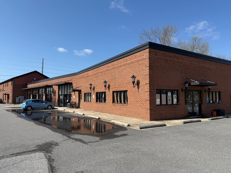 605 Main St, Stevensville, MD à vendre - Photo de l’immeuble – Image 2 sur 19