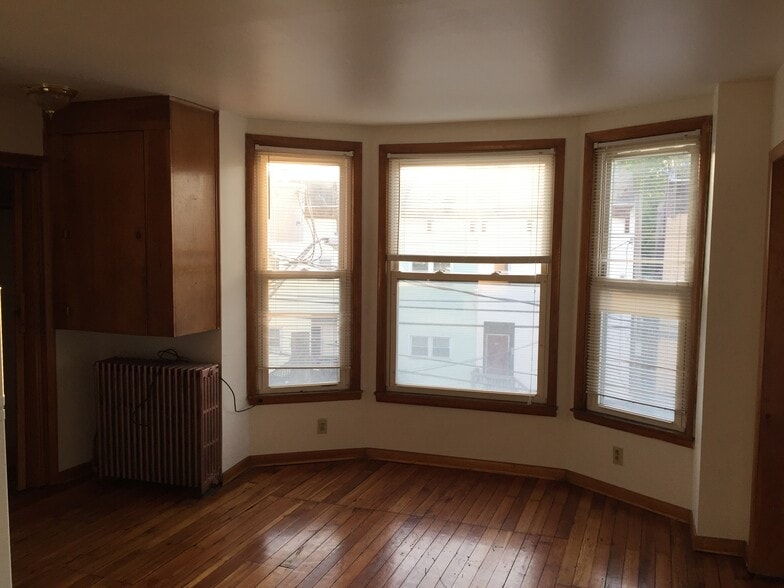 65-67 Watervliet Ave, Albany, NY à louer - Photo intérieure – Image 2 sur 51