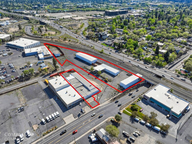 105 NE Franklin Ave, Bend, OR à vendre - Photo de l’immeuble – Image 2 sur 9