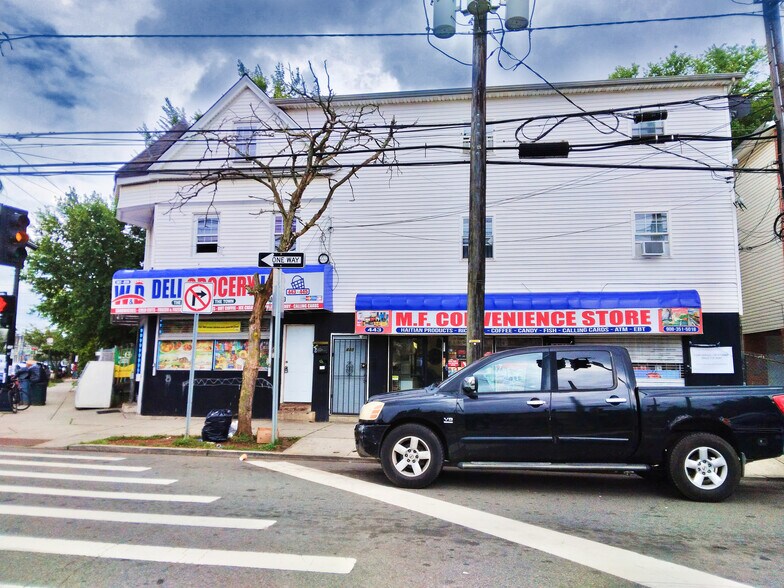 443 Jackson Ave, Elizabeth, NJ à vendre - Photo de l’immeuble – Image 2 sur 29