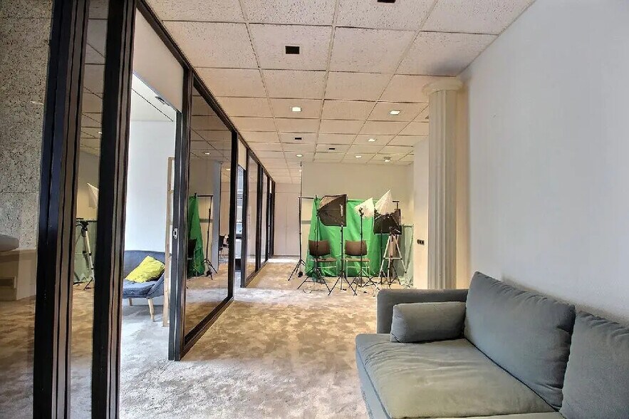 Bureau dans Paris à louer - Photo de l’immeuble – Image 2 sur 7