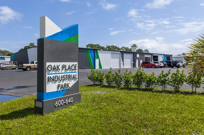 Plus de détails pour 600 Oak Pl, Port Orange, FL - Industriel/Logistique à louer