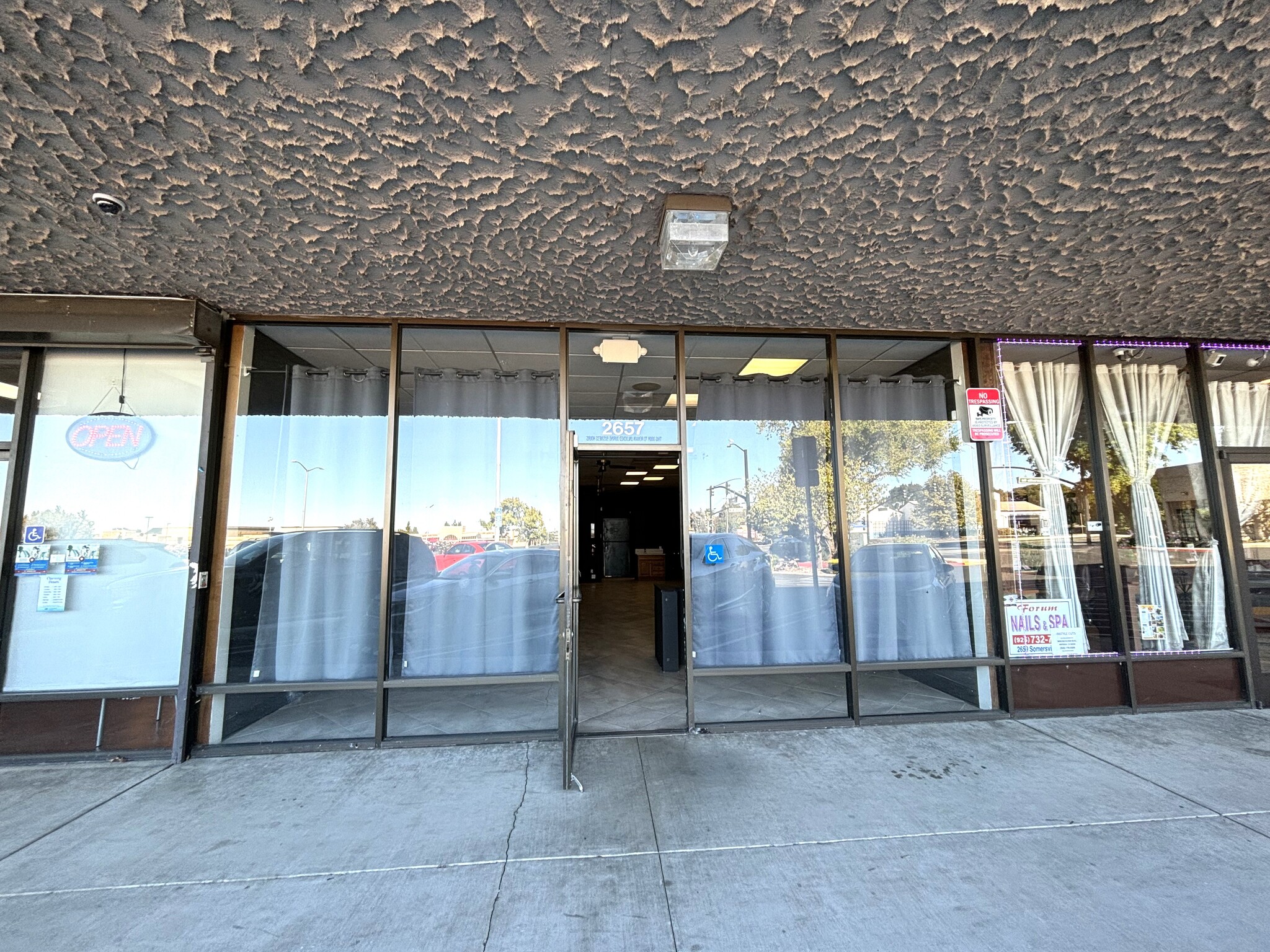 2635-2669 Somersville Rd, Antioch, CA à louer Photo de l’immeuble– Image 1 sur 13