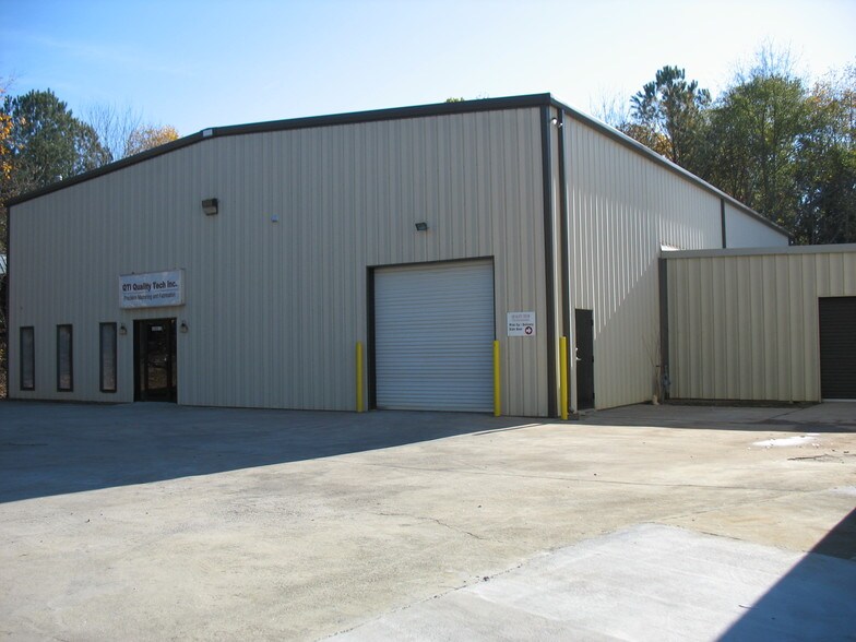 4300 Business Park Ct, Lilburn, GA à vendre - Photo de l’immeuble – Image 3 sur 6