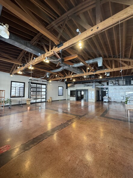 6728 Bright Ave, Whittier, CA à vendre - Photo de l’immeuble – Image 2 sur 7