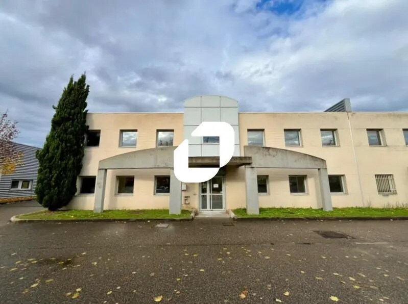 36 Rue Champ Dolin, Saint-Priest à louer Photo de l’immeuble– Image 1 sur 18